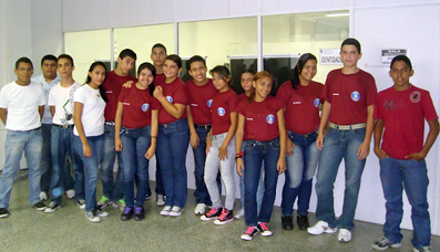Integrantes da Guarda Mirim participaram de atividades e receberam documentos.